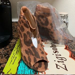 Woman’s Zigi shoes